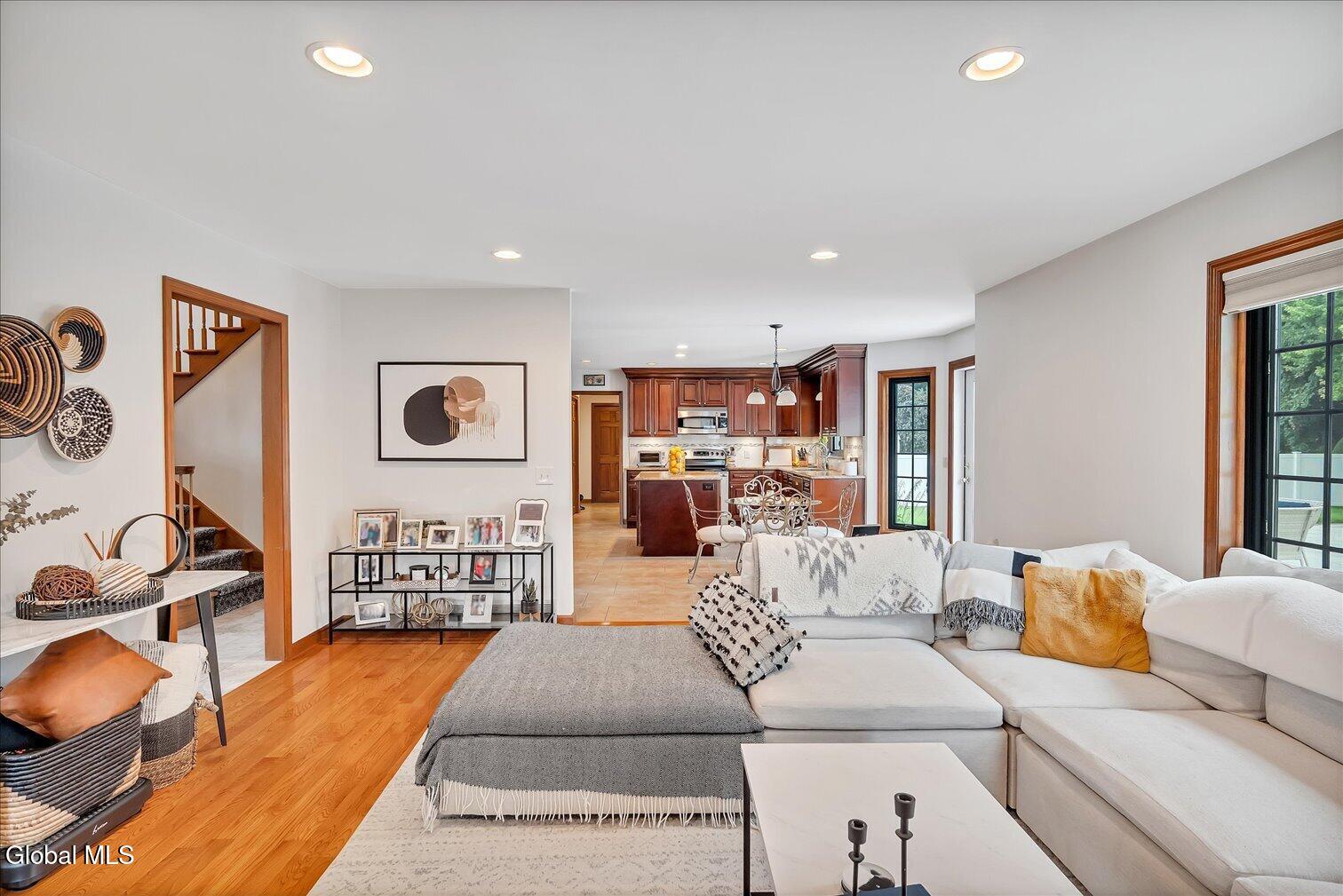 3062 New Williamsburg Drive Guilderland NY 12303