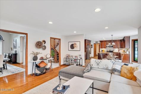 3062 New Williamsburg Drive Guilderland NY 12303