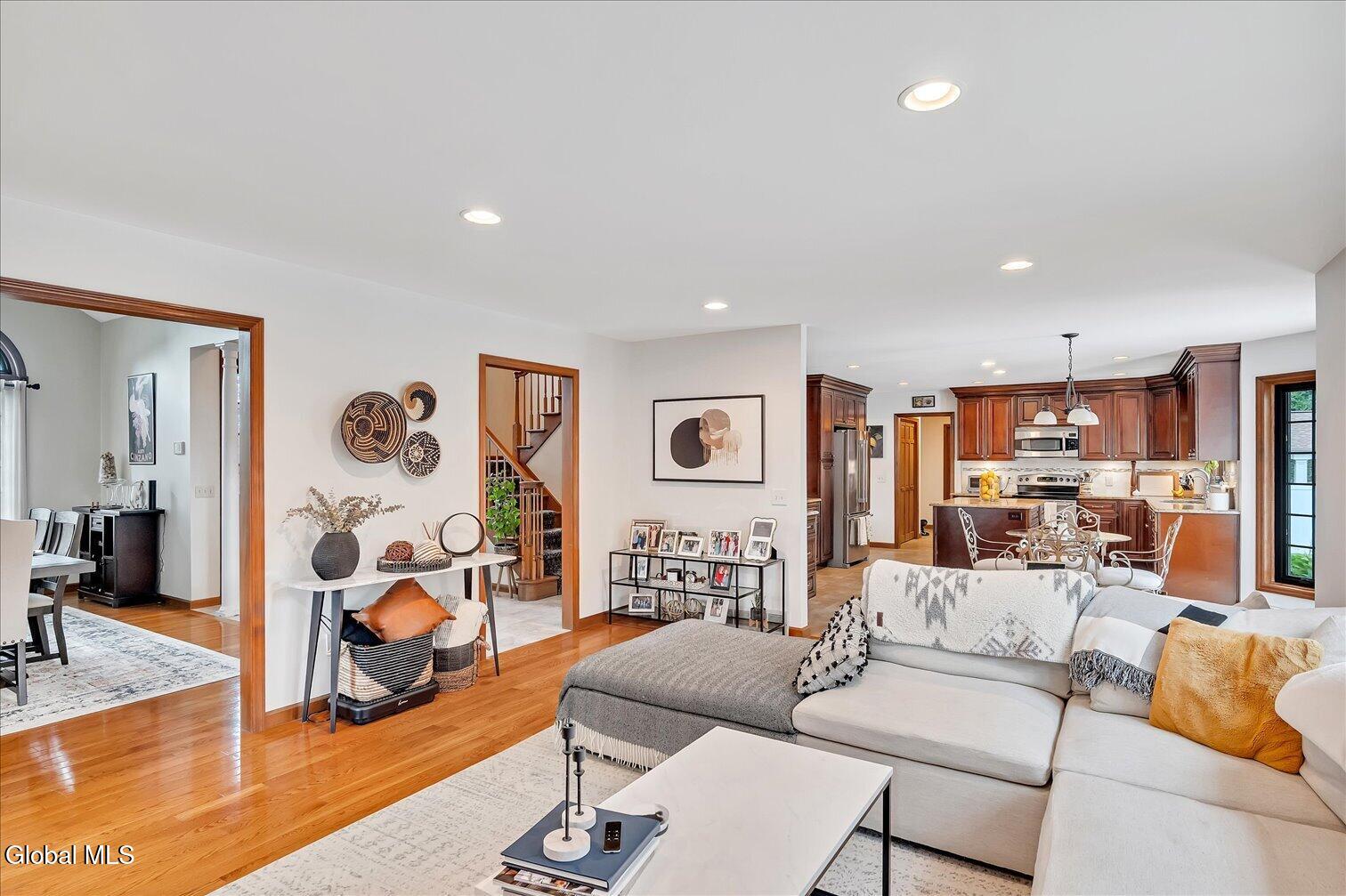 3062 New Williamsburg Drive Guilderland NY 12303
