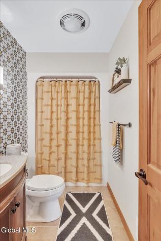 3062 New Williamsburg Drive Guilderland NY 12303