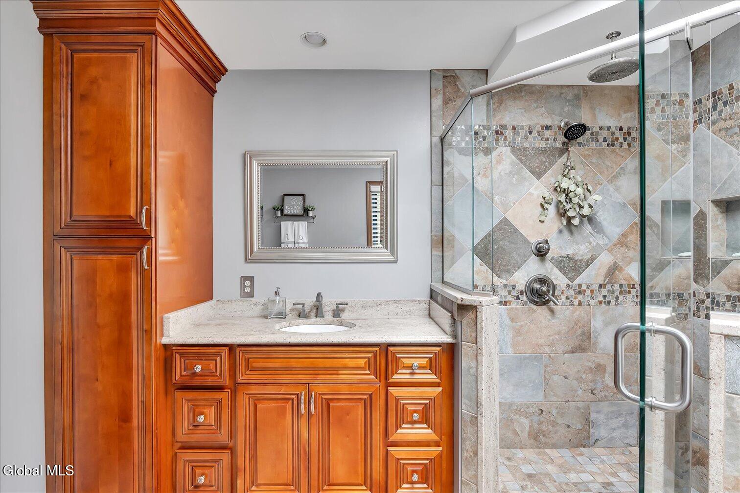 3062 New Williamsburg Drive Guilderland NY 12303