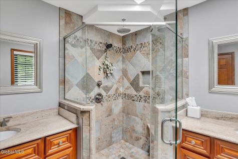 3062 New Williamsburg Drive Guilderland NY 12303