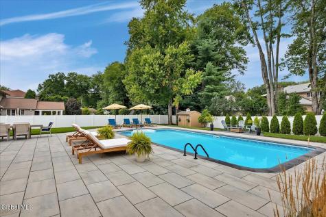 3062 New Williamsburg Drive Guilderland NY 12303
