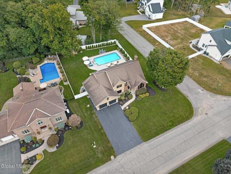 3062 New Williamsburg Drive Guilderland NY 12303