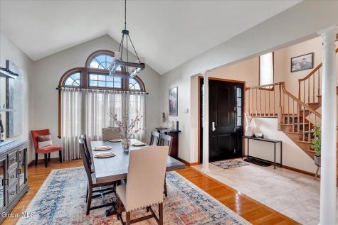 3062 New Williamsburg Drive Guilderland NY 12303