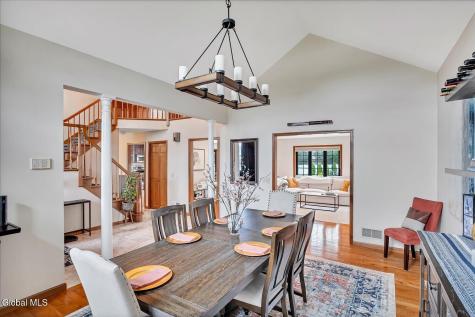 3062 New Williamsburg Drive Guilderland NY 12303