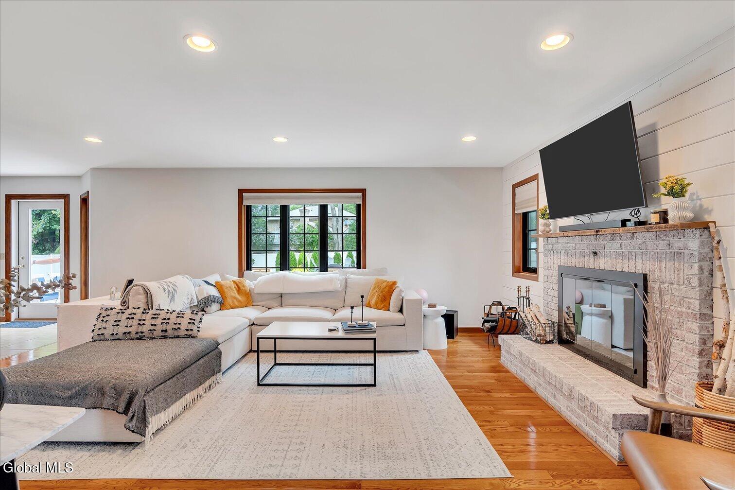 3062 New Williamsburg Drive Guilderland NY 12303