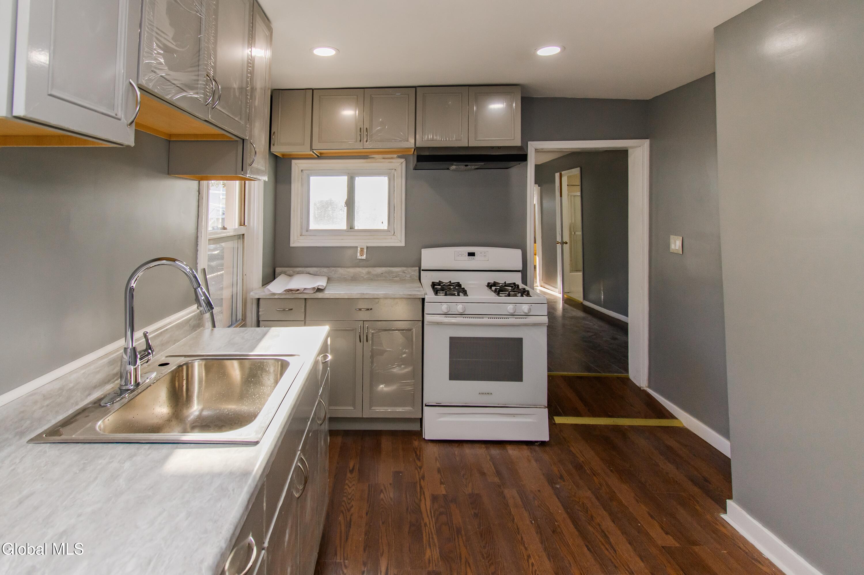 351 Sherman Street Albany NY 12206