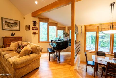 219 Forest Haven Drive Slingerlands NY 12159
