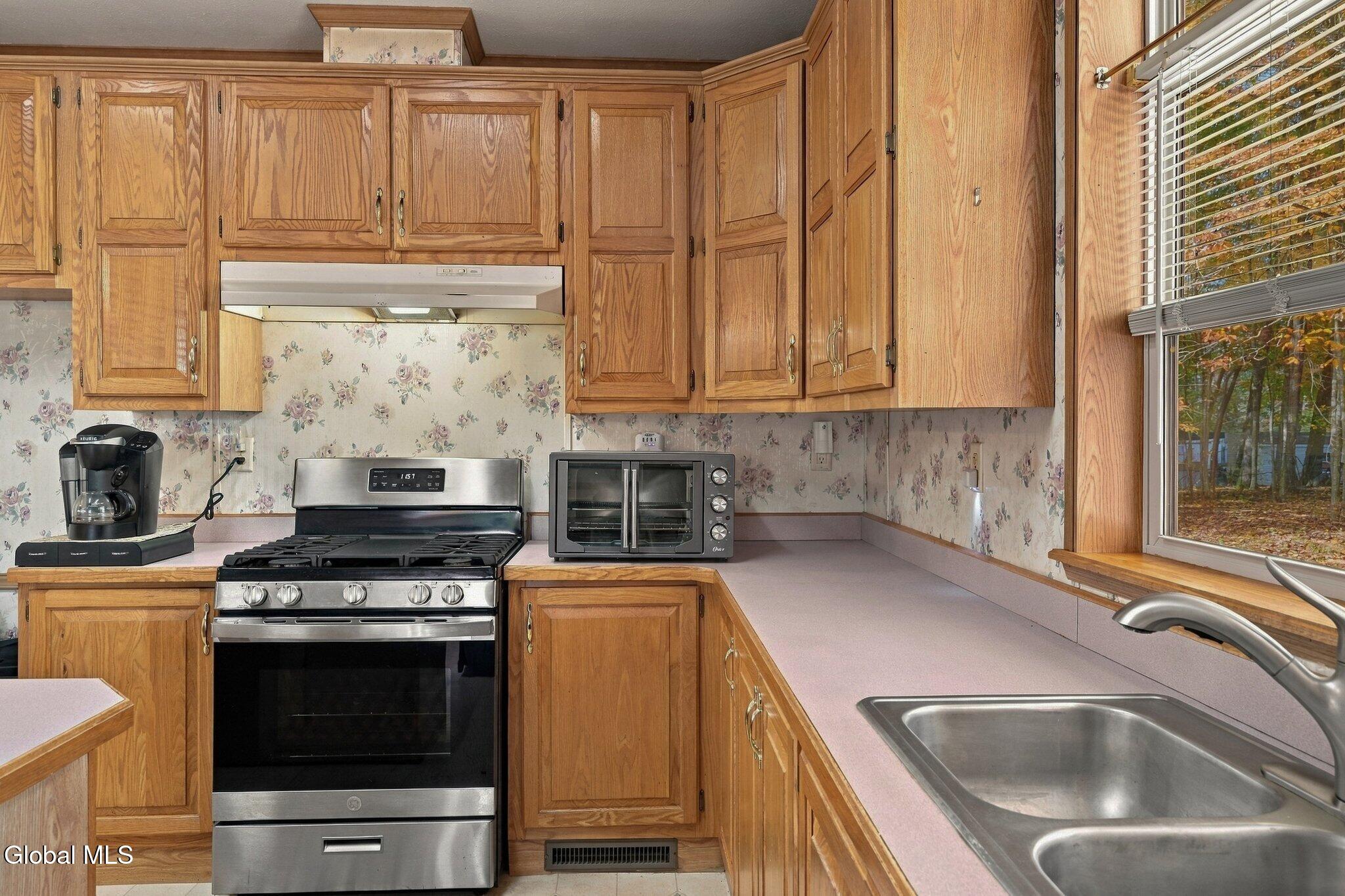 11 Lucia Road Ballston Spa NY 12020