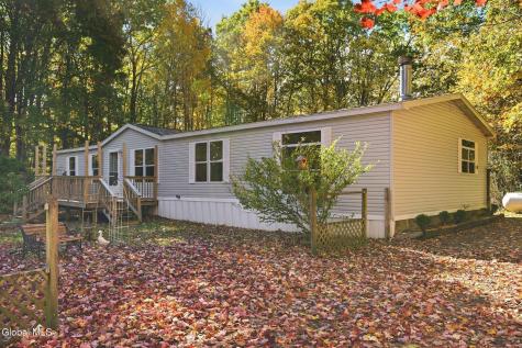 11 Lucia Road Ballston Spa NY 12020