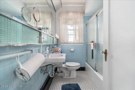 1190 Highland Park Road Niskayuna NY 12309