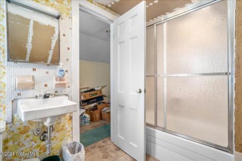 1190 Highland Park Road Niskayuna NY 12309