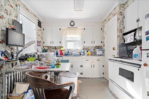 1190 Highland Park Road Niskayuna NY 12309