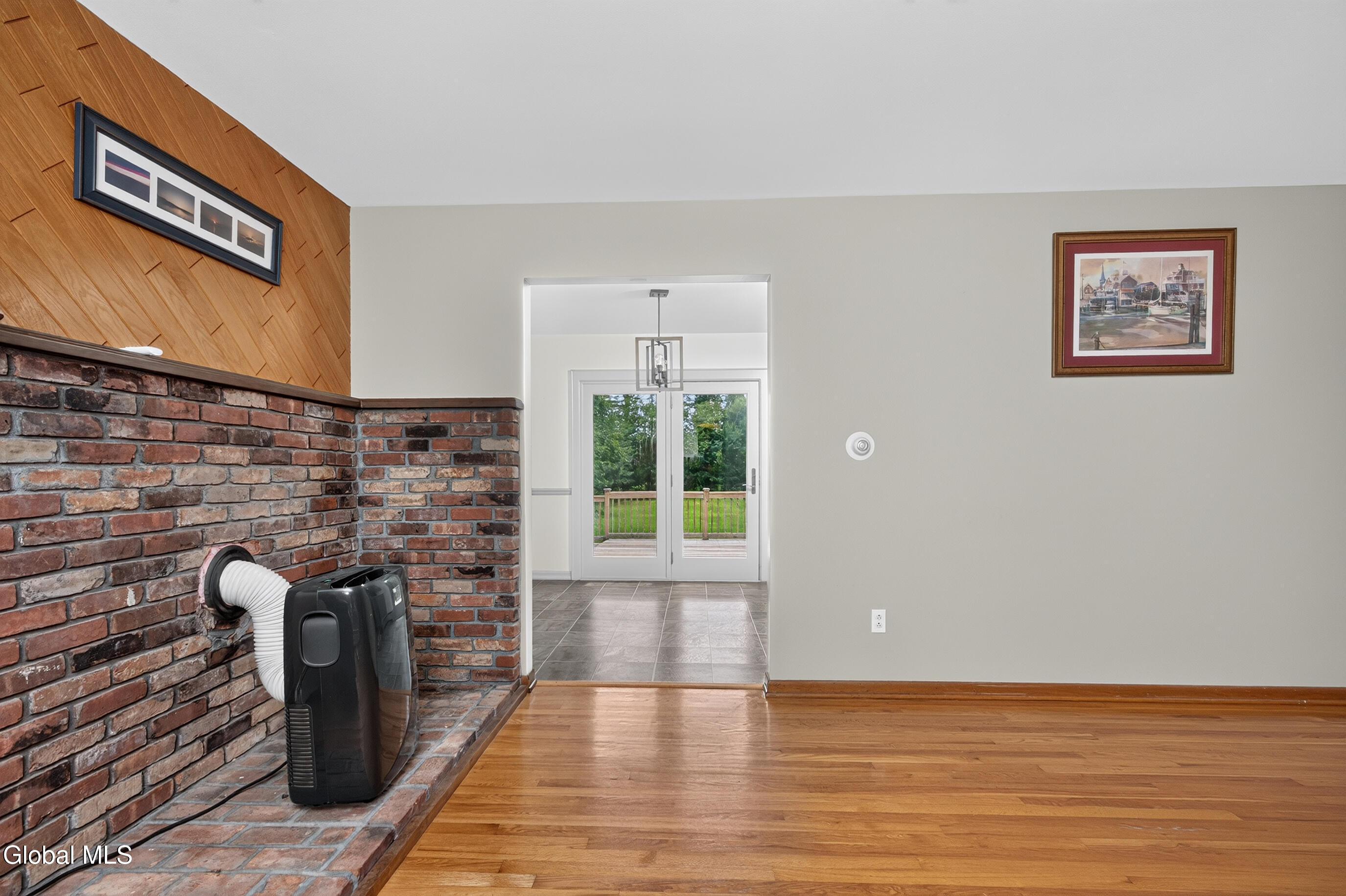 137 Mammoth Spring Road Wynantskill NY 12198