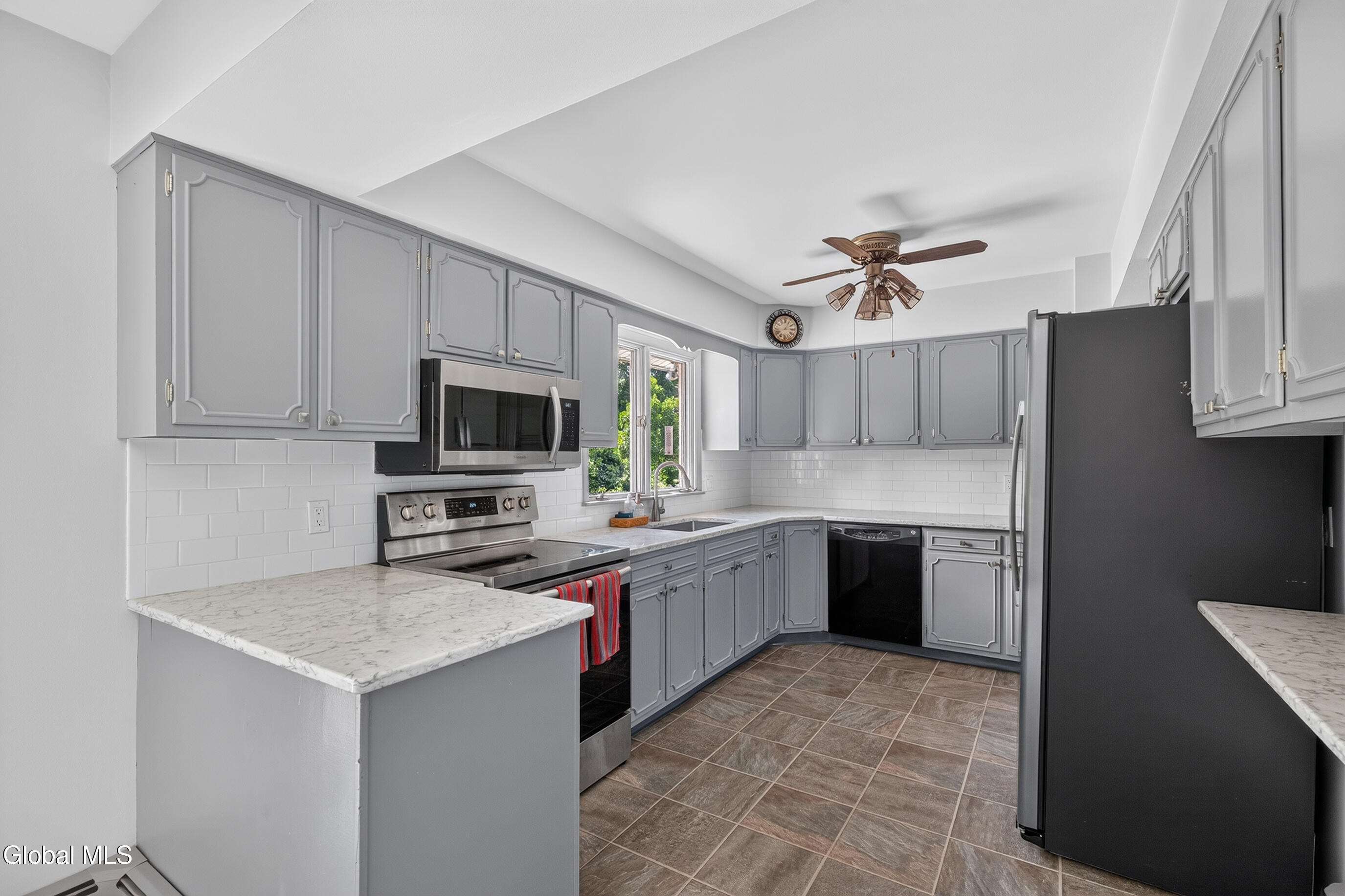 137 Mammoth Spring Road Wynantskill NY 12198
