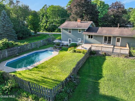 137 Mammoth Spring Road Wynantskill NY 12198