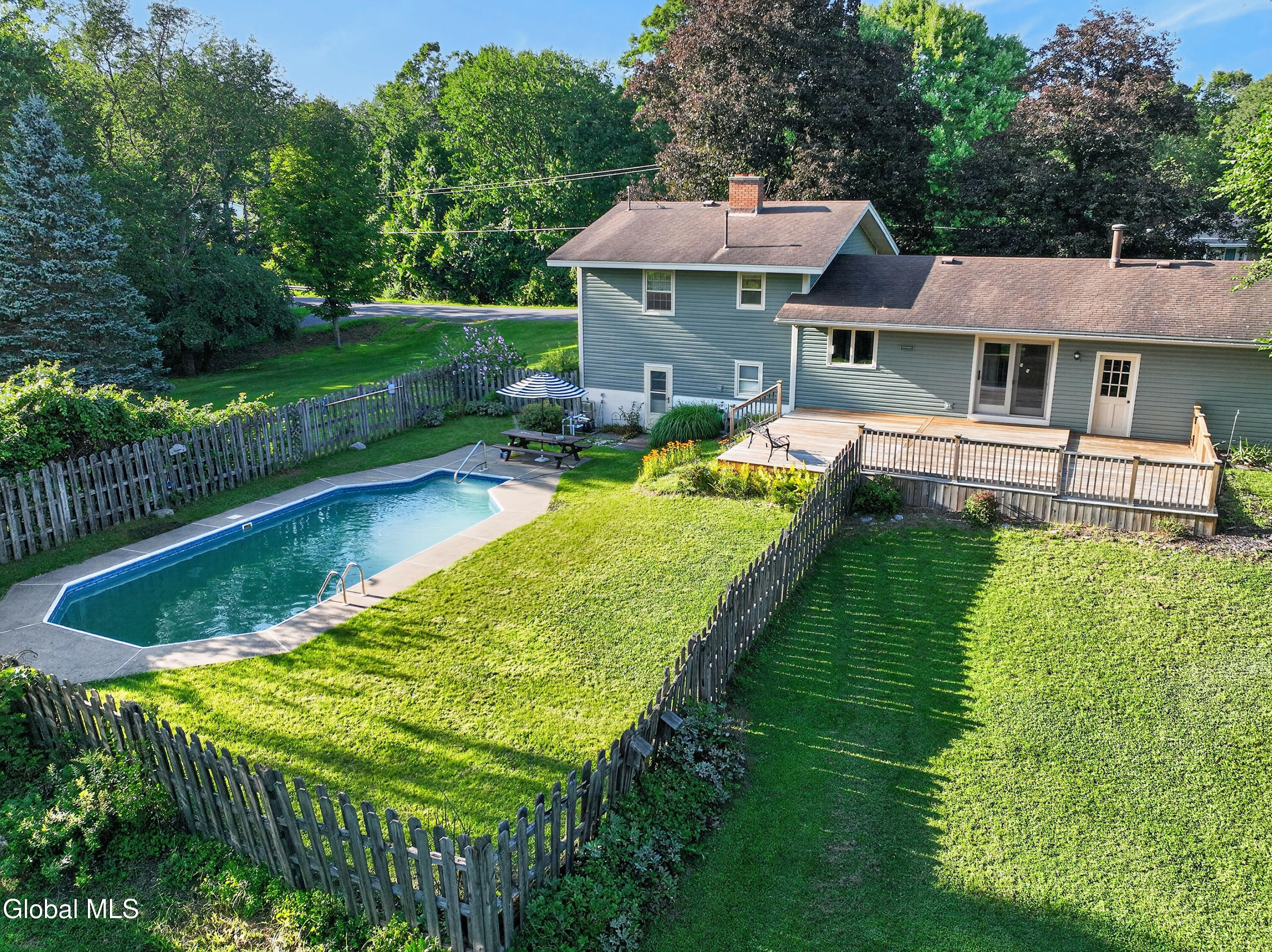 137 Mammoth Spring Road Wynantskill NY 12198