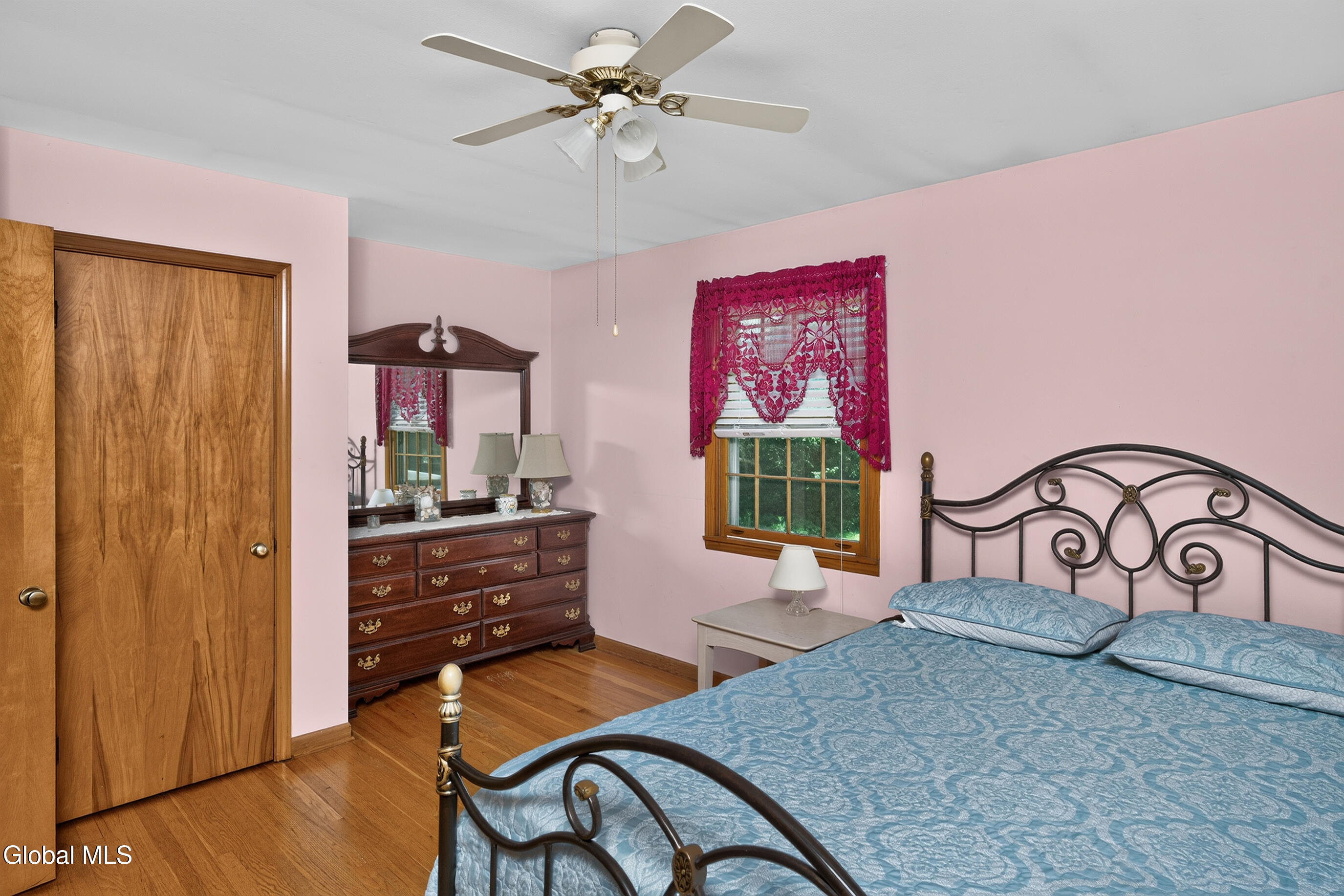 137 Mammoth Spring Road Wynantskill NY 12198