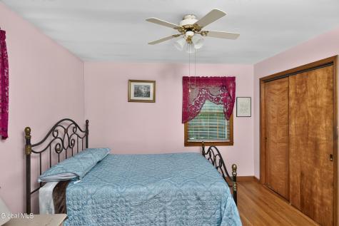 137 Mammoth Spring Road Wynantskill NY 12198