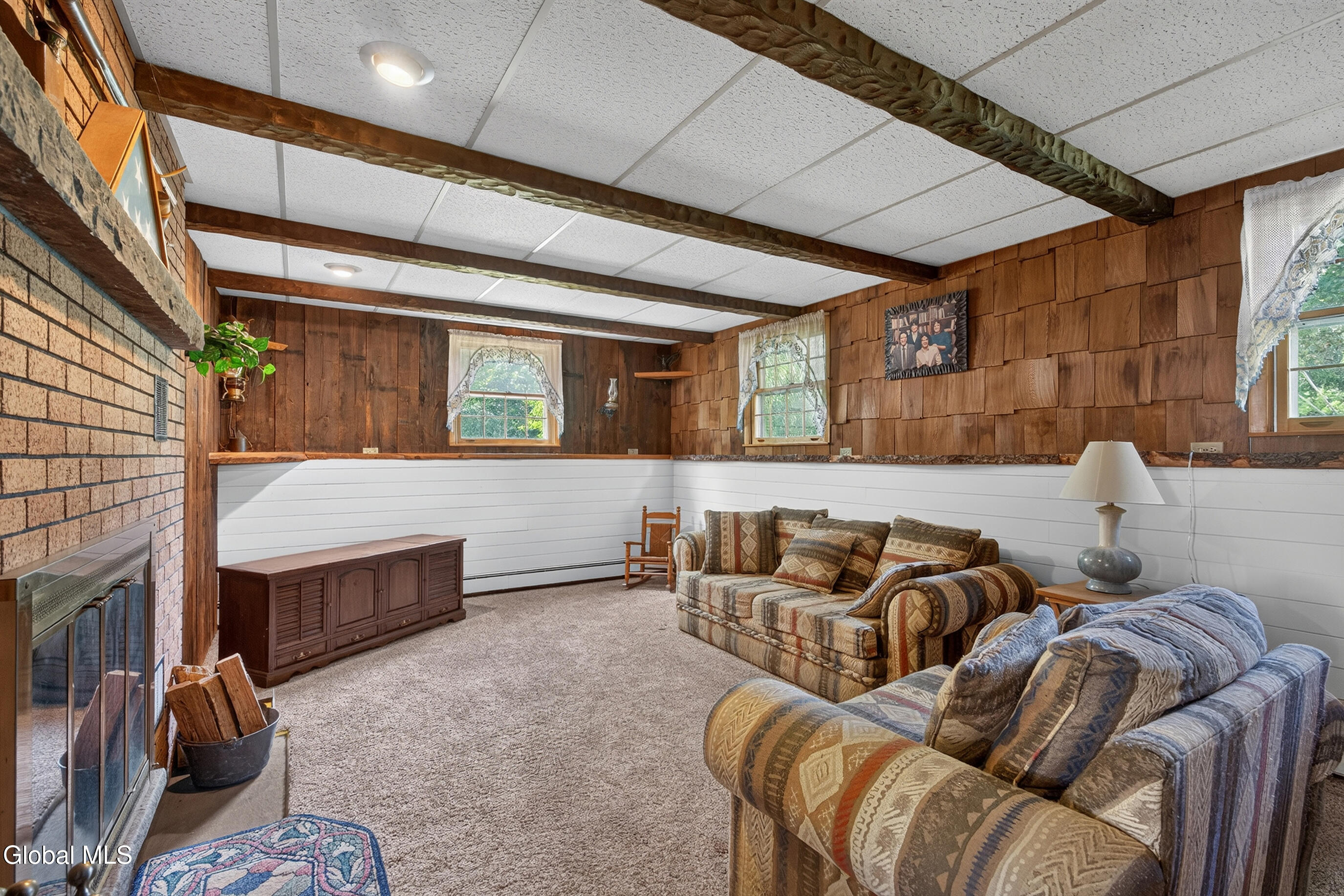 137 Mammoth Spring Road Wynantskill NY 12198