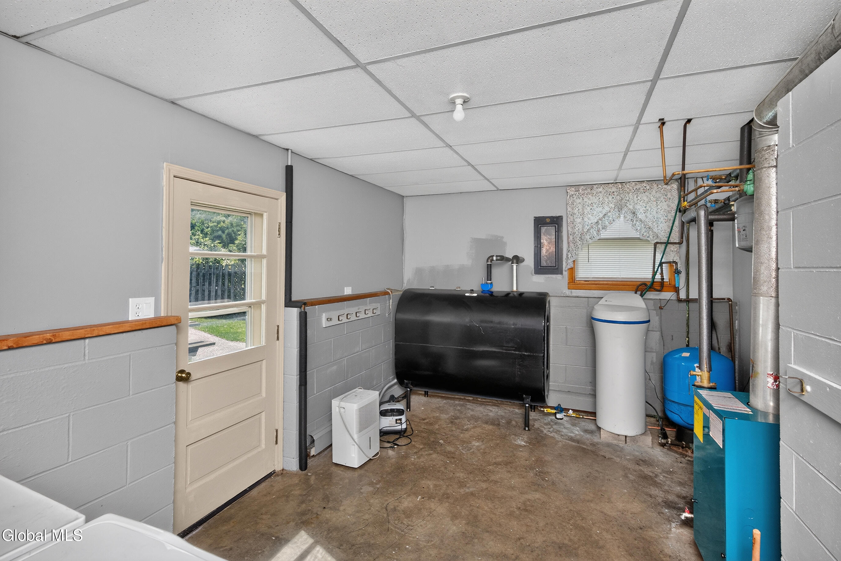 137 Mammoth Spring Road Wynantskill NY 12198