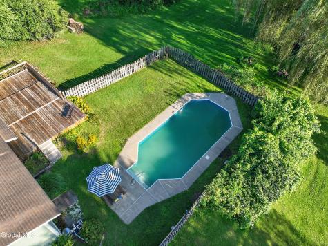 137 Mammoth Spring Road Wynantskill NY 12198