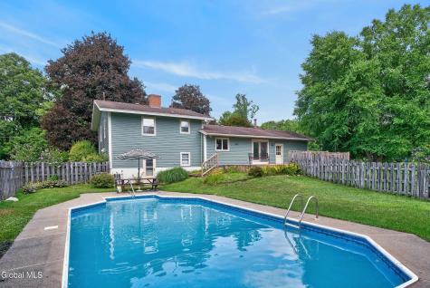 137 Mammoth Spring Road Wynantskill NY 12198