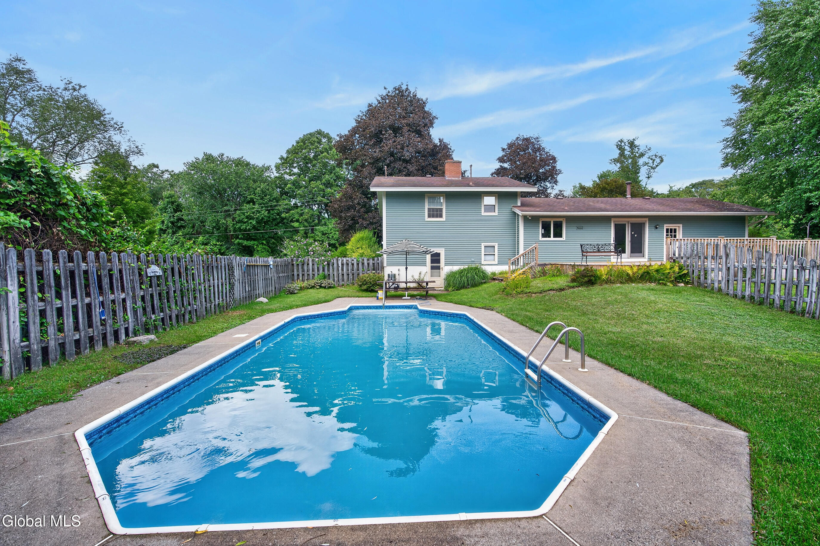 137 Mammoth Spring Road Wynantskill NY 12198