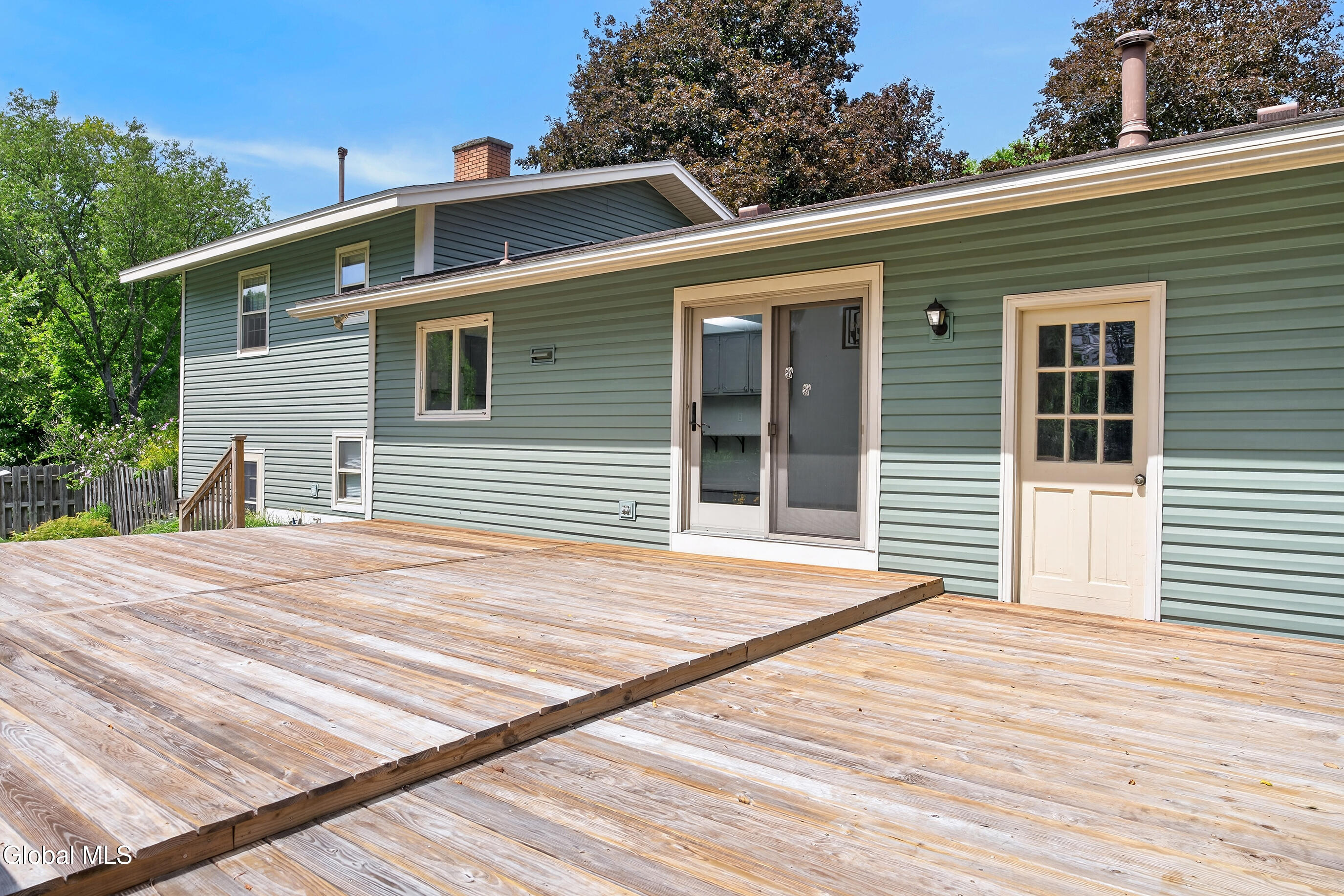 137 Mammoth Spring Road Wynantskill NY 12198
