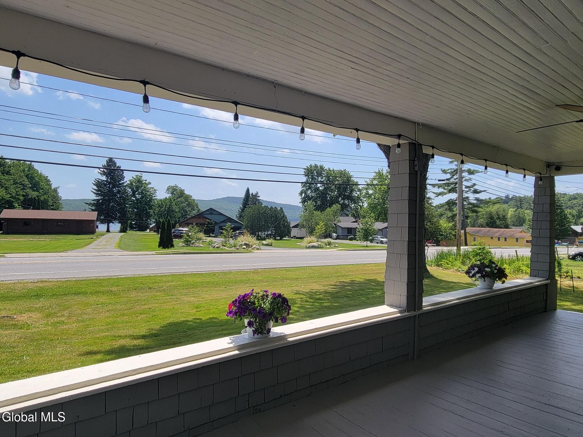 963 U.s. Route 9 Schroon Lake NY 12870