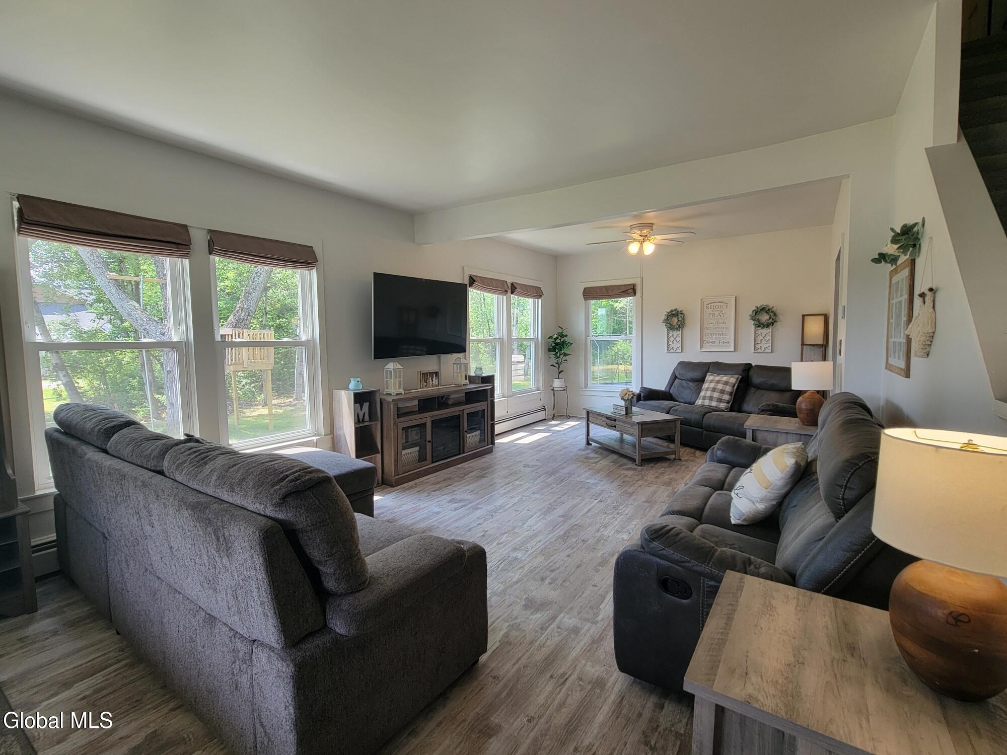 963 U.s. Route 9 Schroon Lake NY 12870
