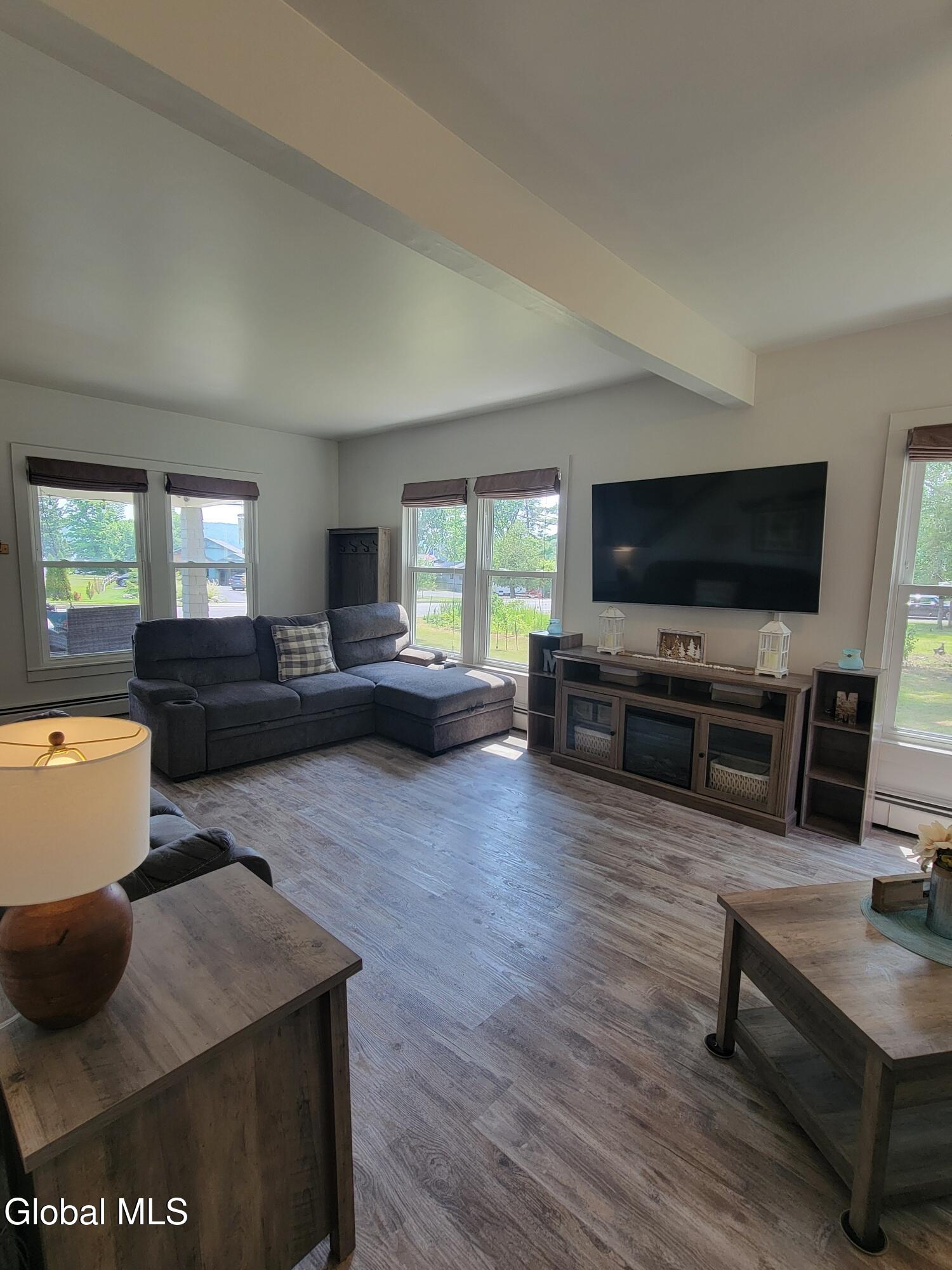 963 U.s. Route 9 Schroon Lake NY 12870