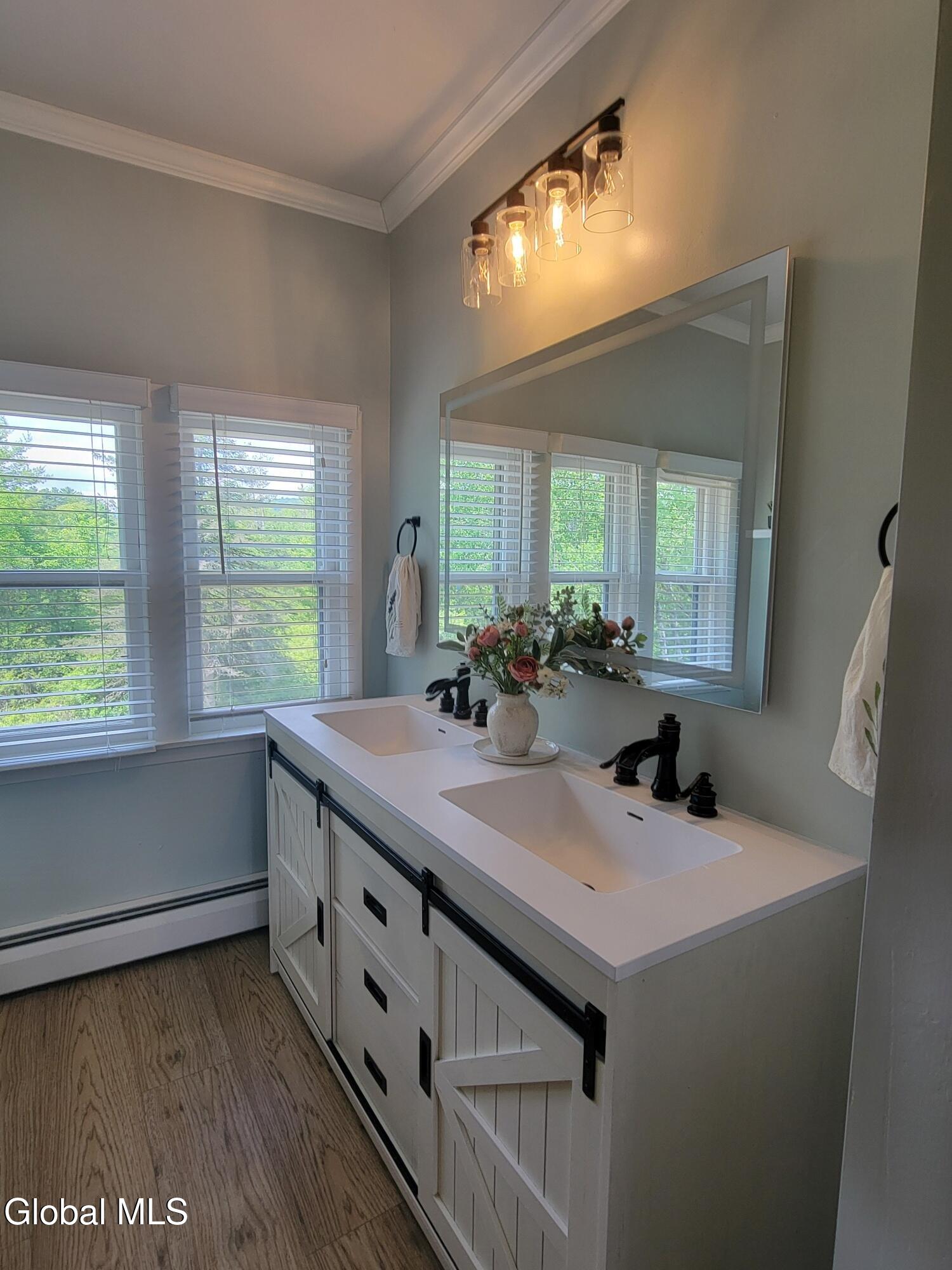 963 U.s. Route 9 Schroon Lake NY 12870