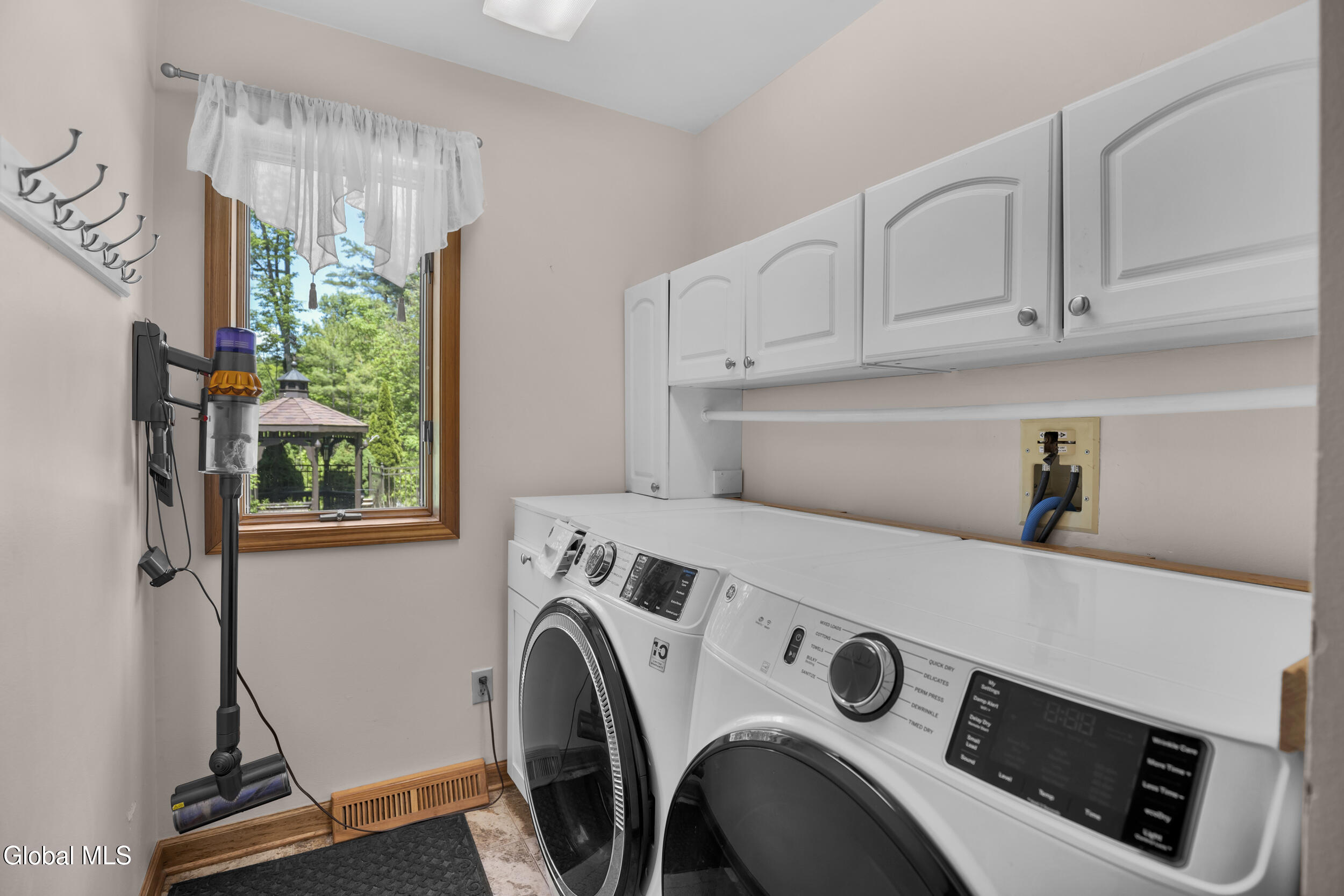 3 Hickory Lane Averill Park NY 12018