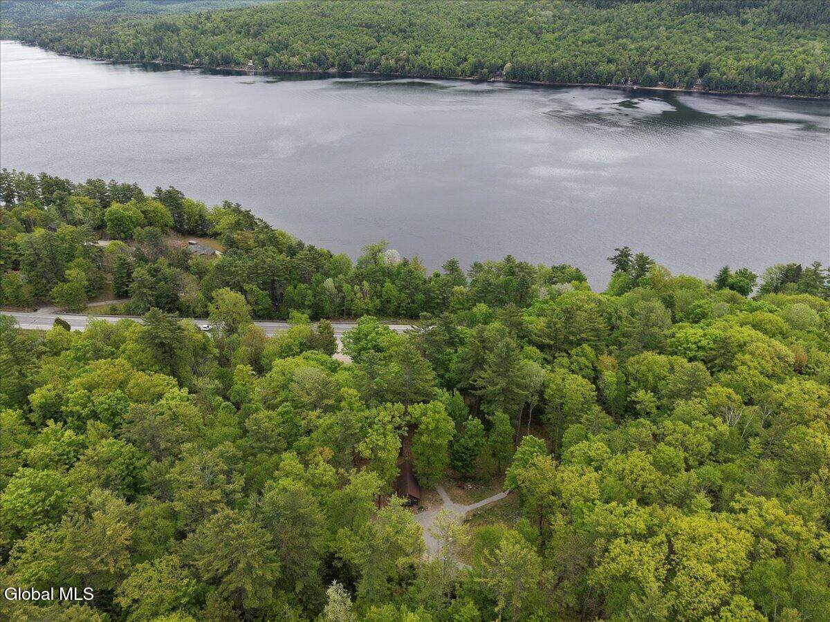 L4.200 Us-9 Schroon Lake NY 12870