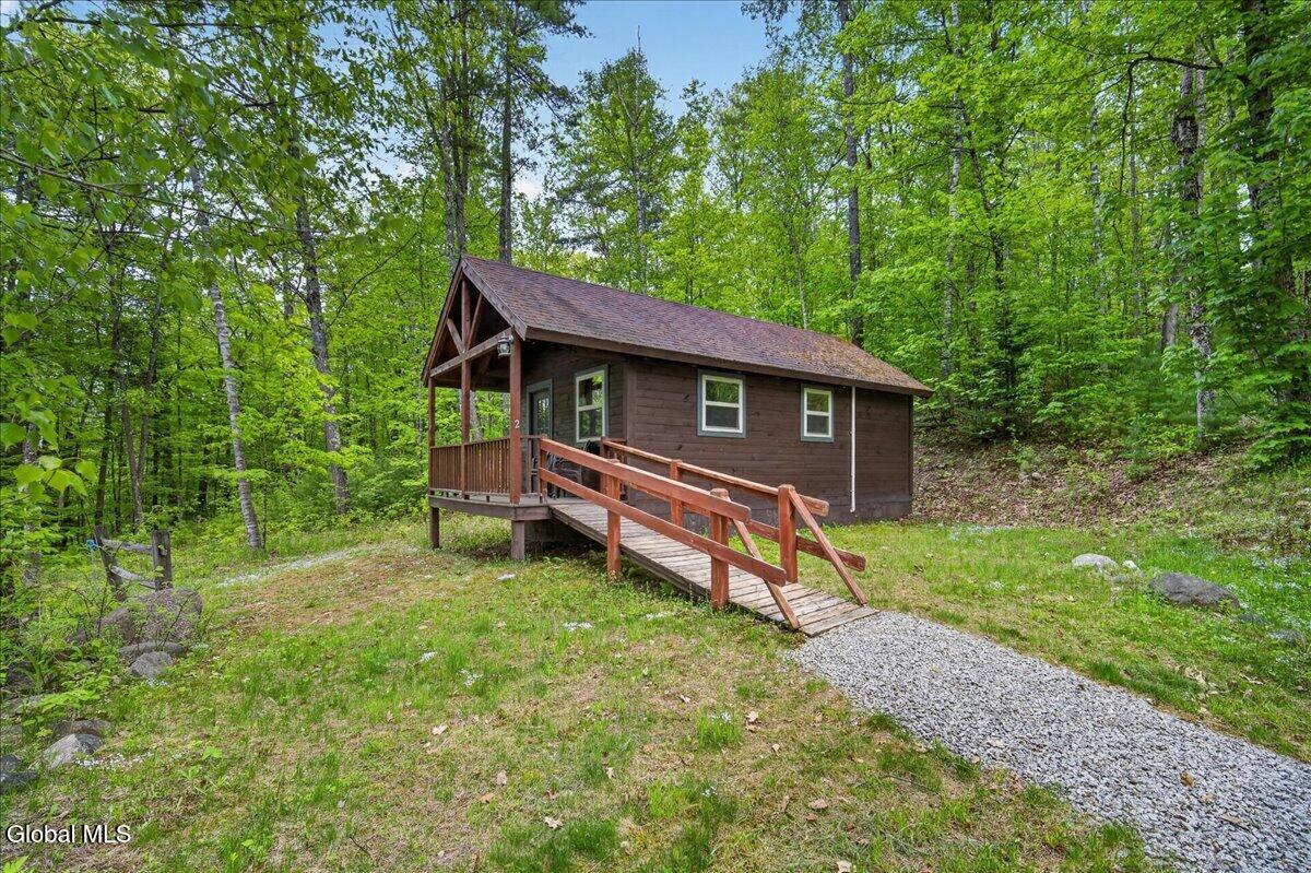 L4.200 Us-9 Schroon Lake NY 12870