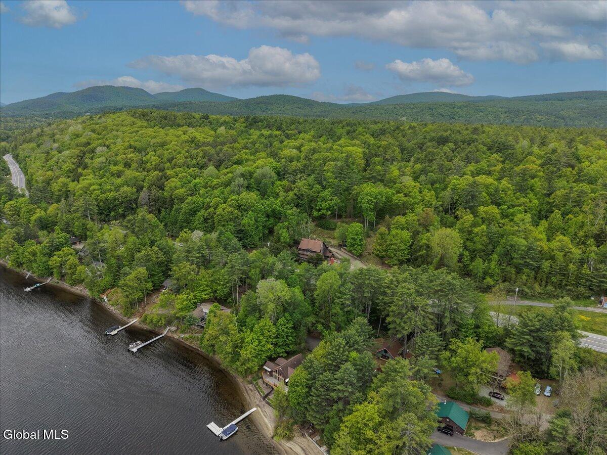 L4.200 Us-9 Schroon Lake NY 12870