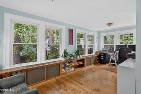 2205 Grand Boulevard Niskayuna NY 12309