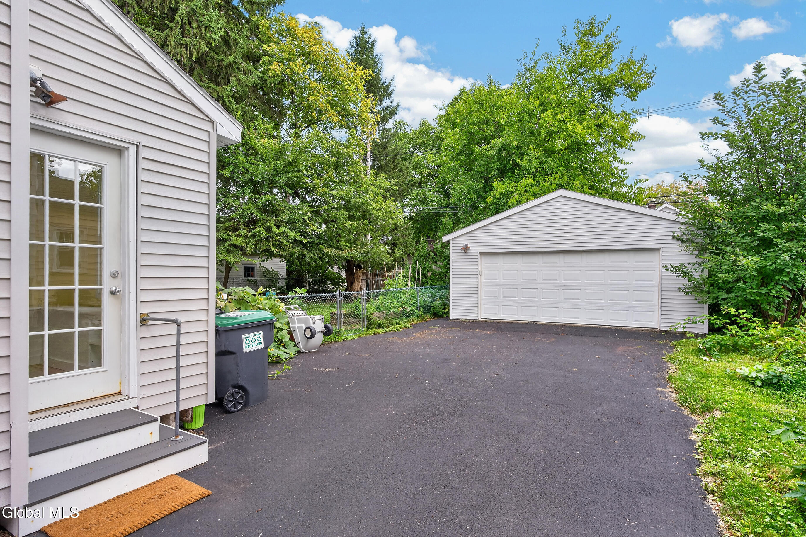 2205 Grand Boulevard Niskayuna NY 12309