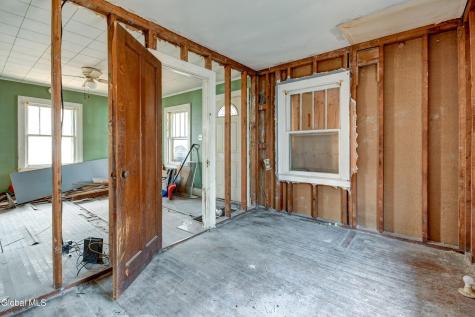10 Franklin Street Gloversville NY 12078