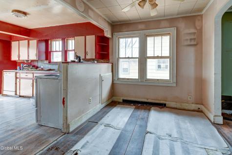 10 Franklin Street Gloversville NY 12078
