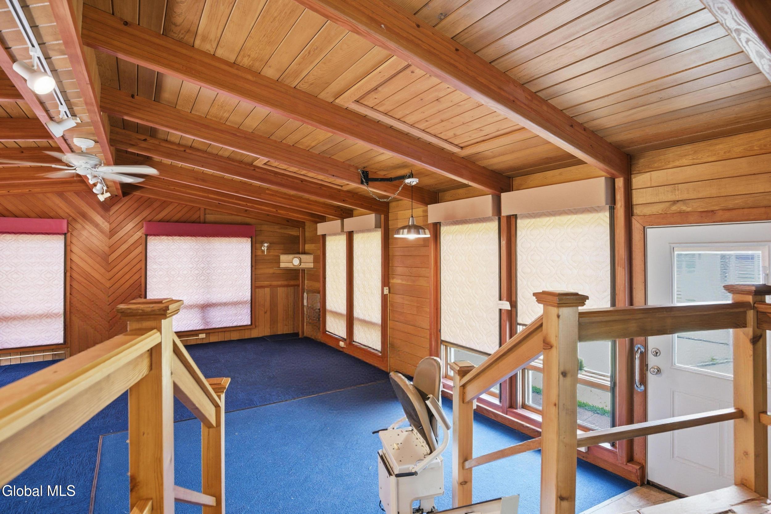 19 Polk Way West Sand Lake NY 12196