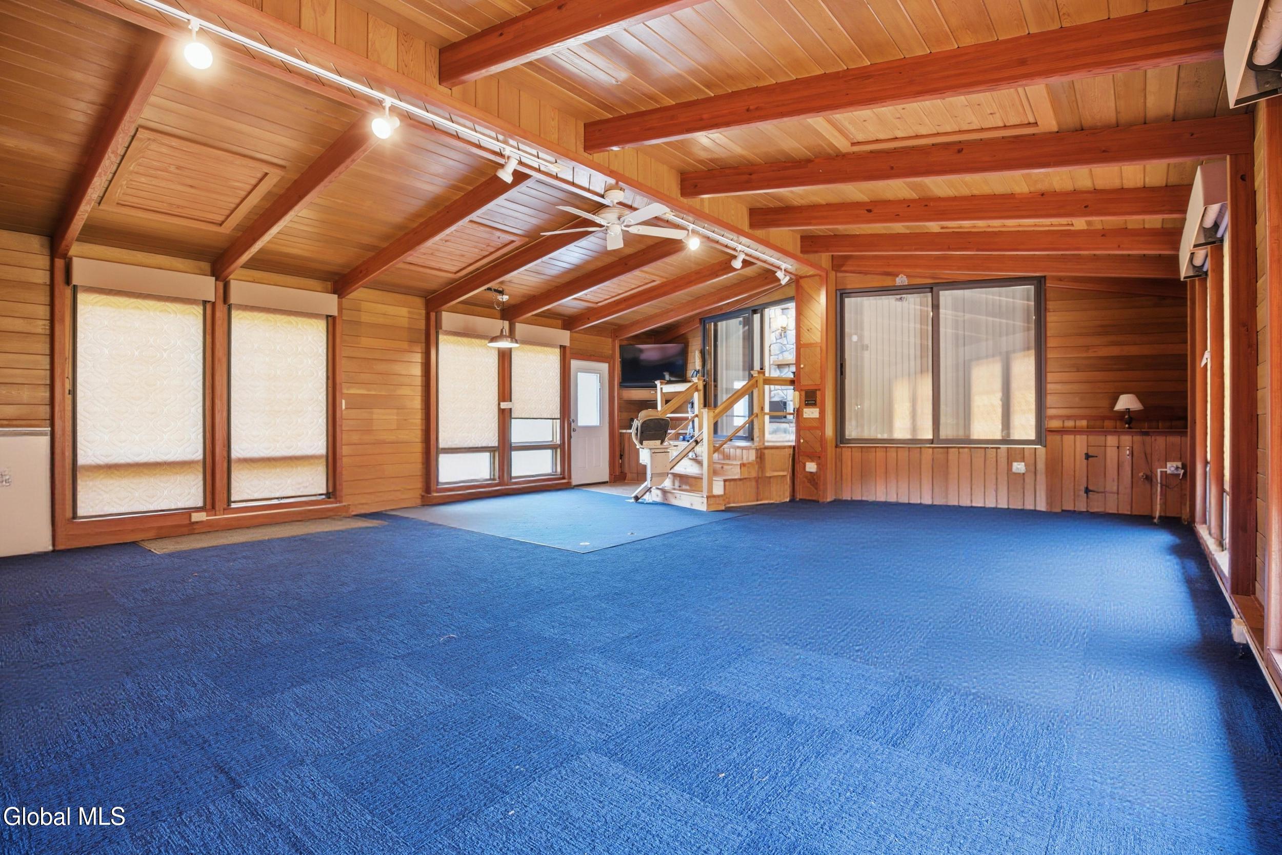 19 Polk Way West Sand Lake NY 12196