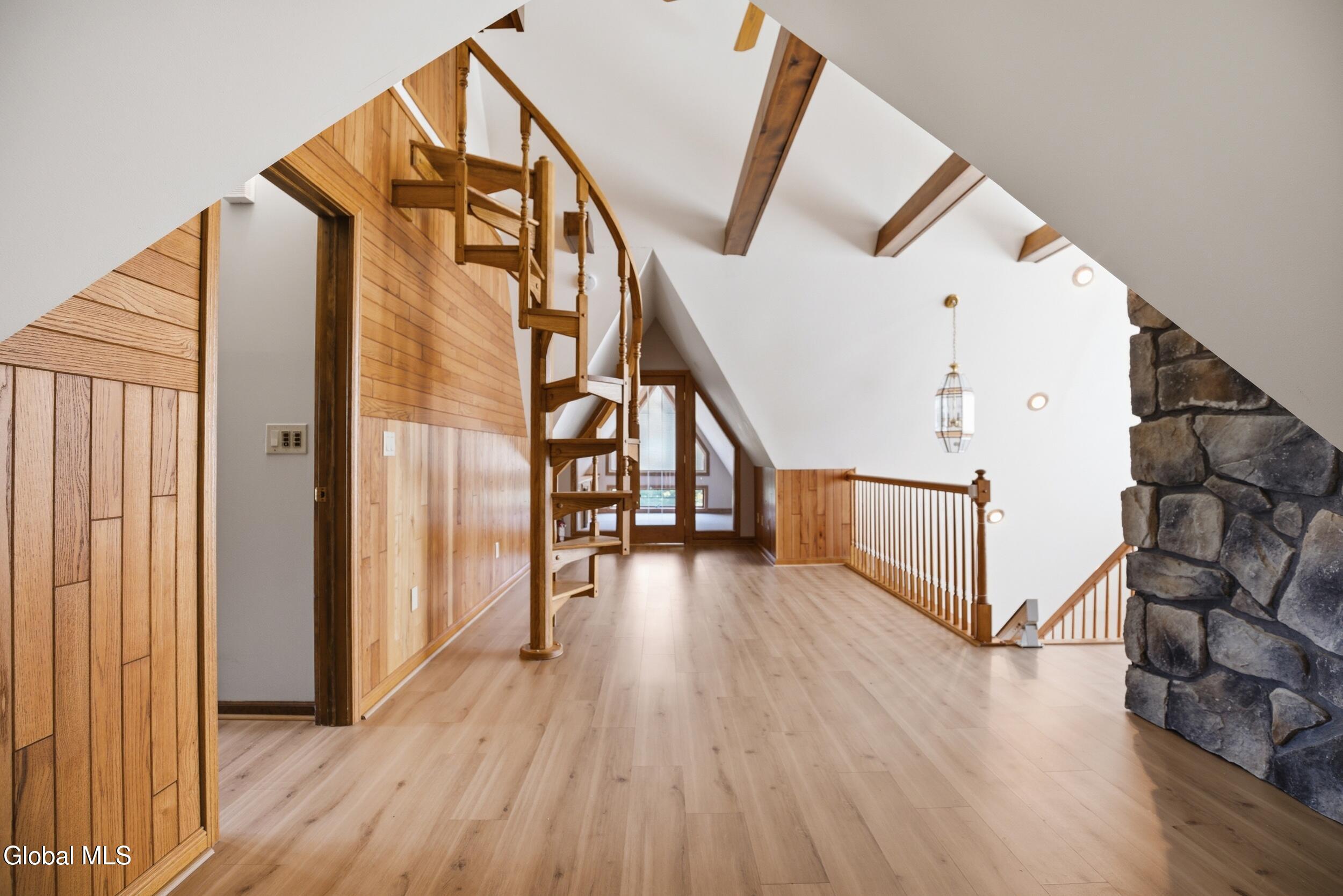 19 Polk Way West Sand Lake NY 12196
