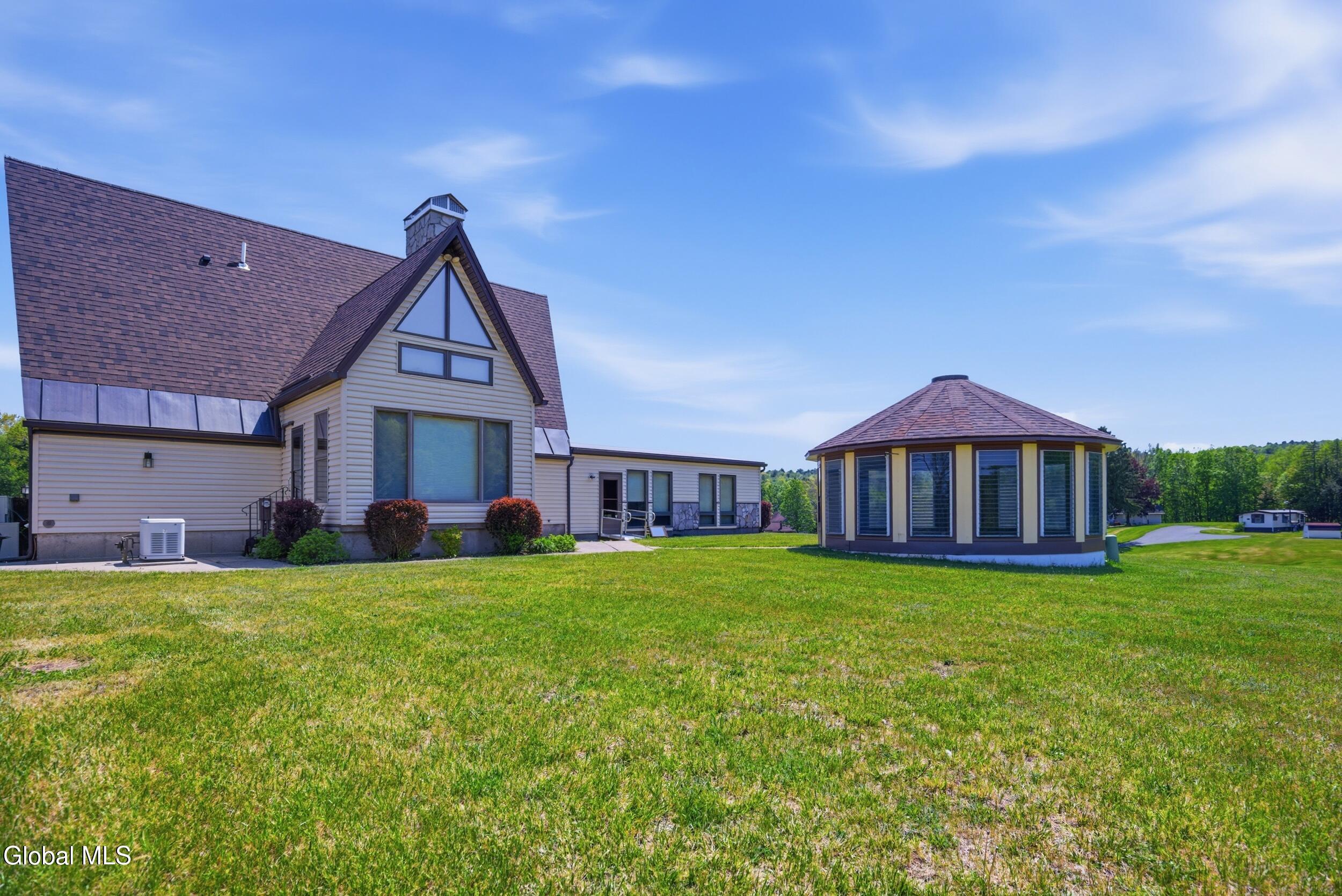19 Polk Way West Sand Lake NY 12196