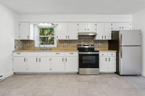 110 Hillcrest Avenue Albany NY 12203