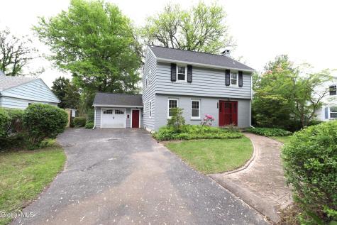 2132 Niskayuna Drive Niskayuna NY 12309