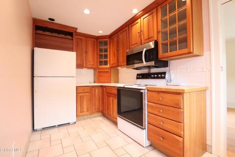 2132 Niskayuna Drive Niskayuna NY 12309