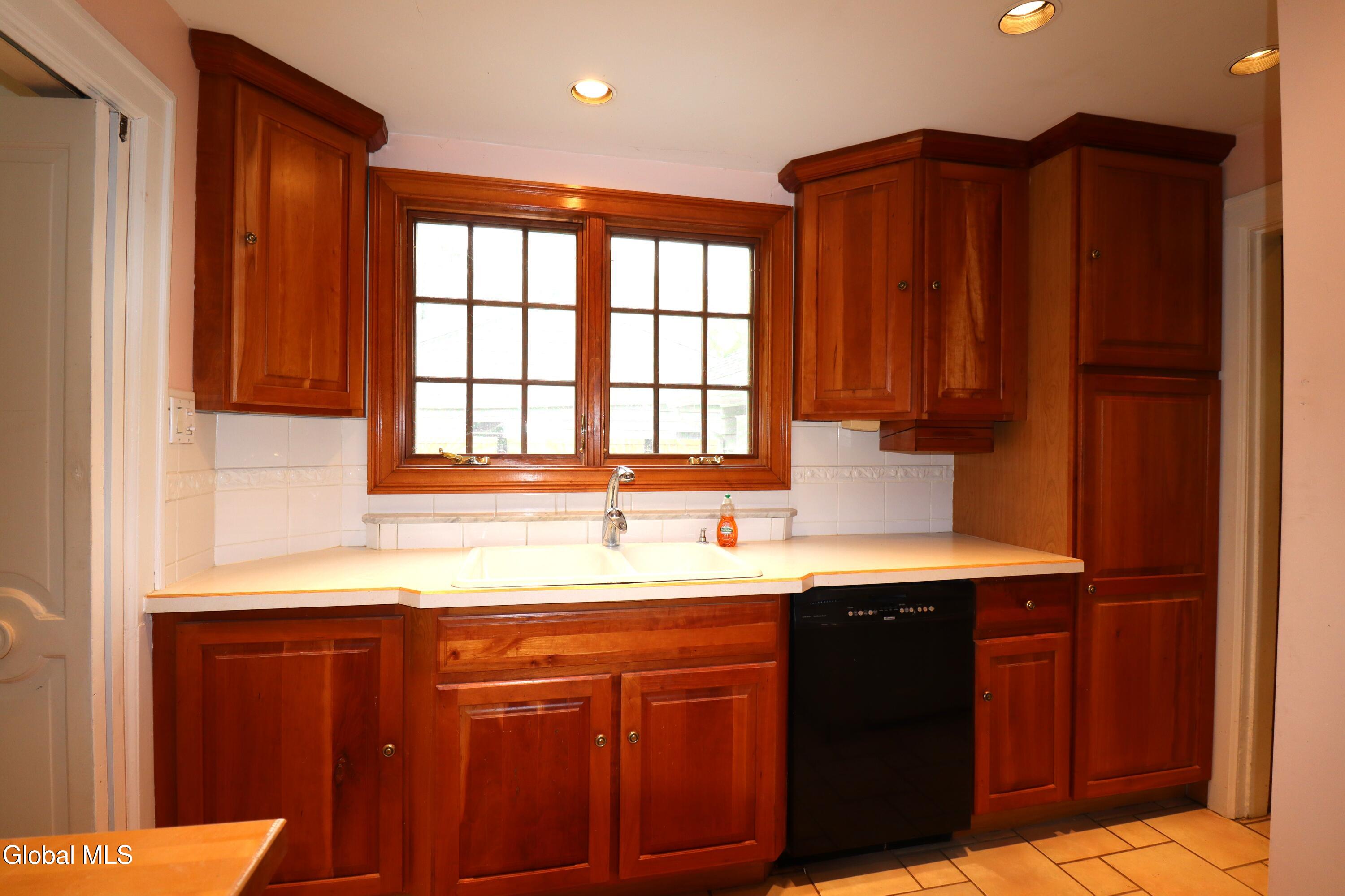 2132 Niskayuna Drive Niskayuna NY 12309